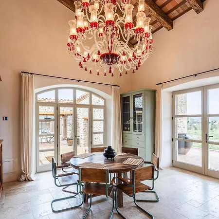 Ola Living Playa Del Castell 别墅 Montrás