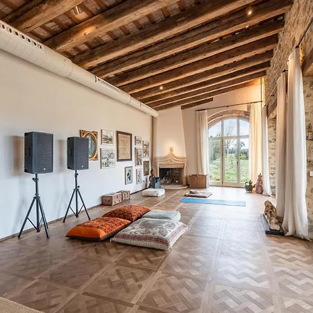 Ola Living Playa Del Castell * Montrás