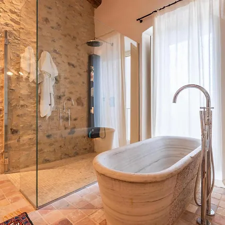 Ola Living Playa Del Castell 别墅 Montrás