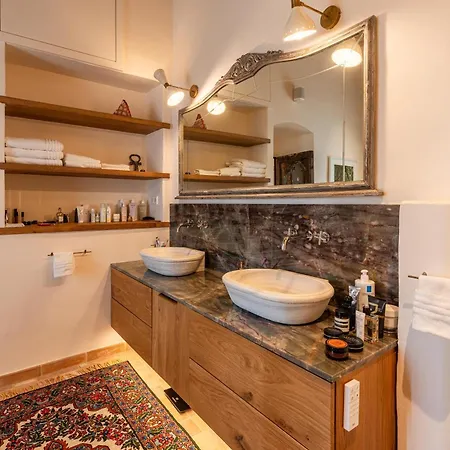 Ola Living Playa Del Castell * Montrás