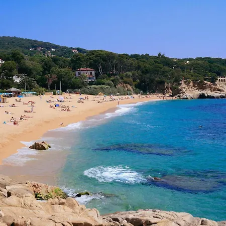 Ola Living Playa Del Castell 别墅 Montrás